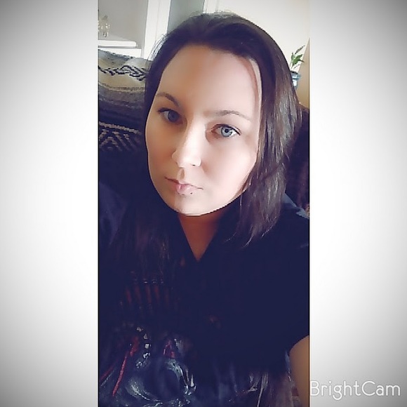 Meet your Posher, Bobbie - Picture 1 of 1